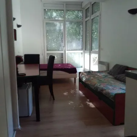 Emma's Saint-Denis (Seine-Saint-Denis)